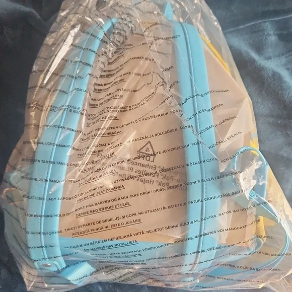 Wolverine loungefly - Picture 2 of 9